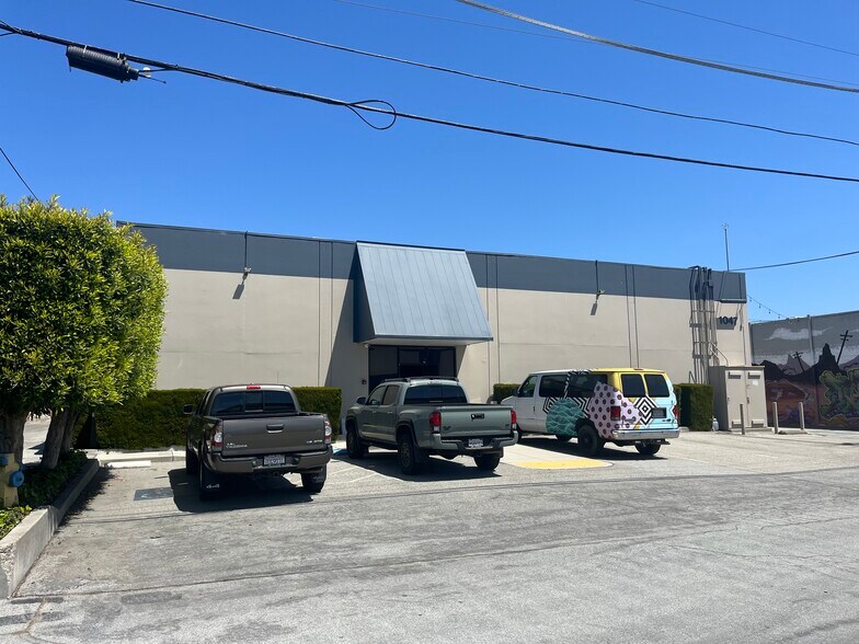 1047 17th Ave, Santa Cruz, CA à louer - Photo de l’immeuble – Image 2 sur 13
