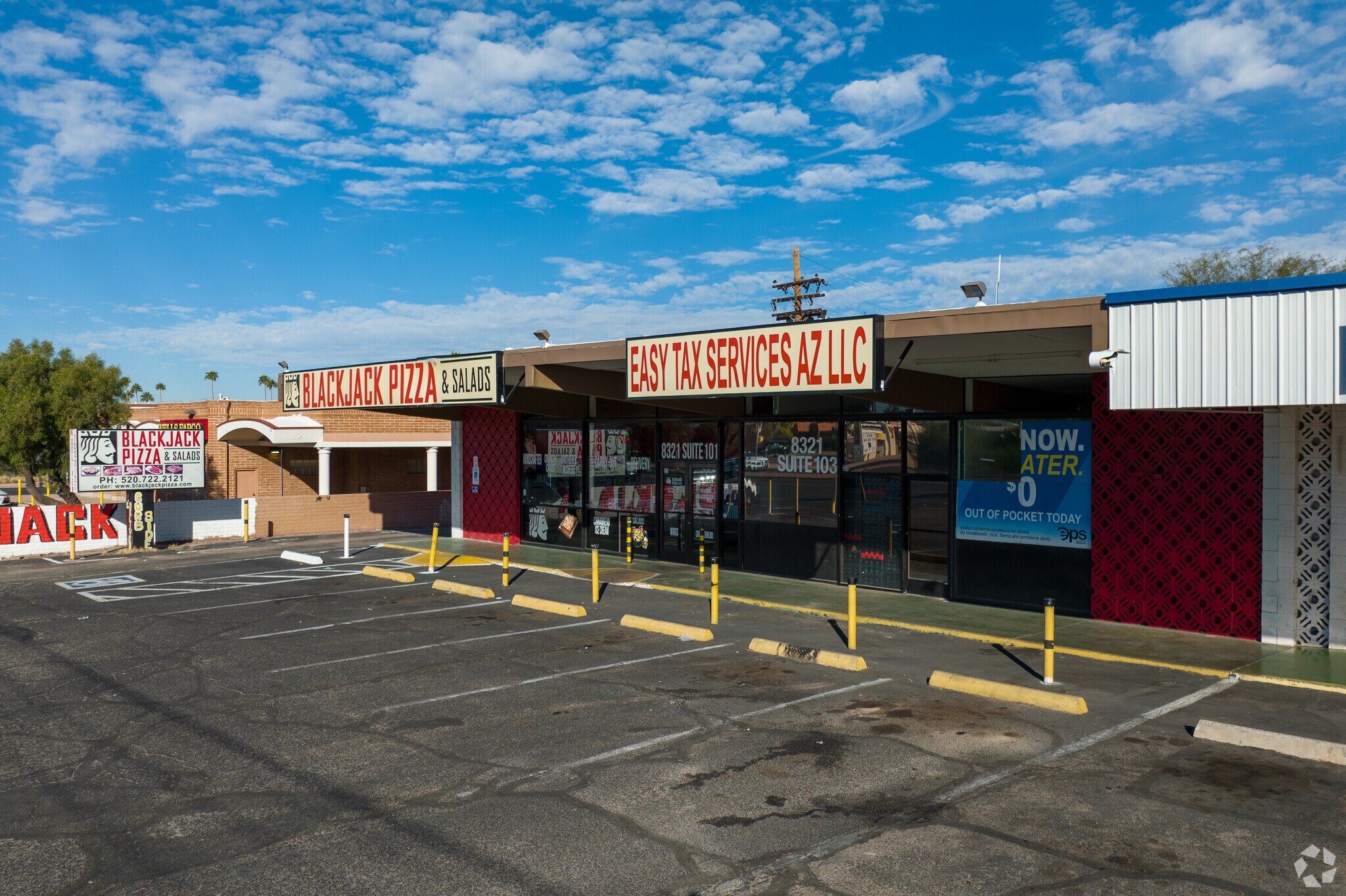 8321 E Broadway Blvd, Tucson, AZ à louer Photo principale– Image 1 sur 5