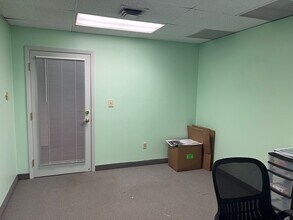 11925 Pearl Rd, Strongsville, OH à louer Photo intérieure– Image 2 sur 2