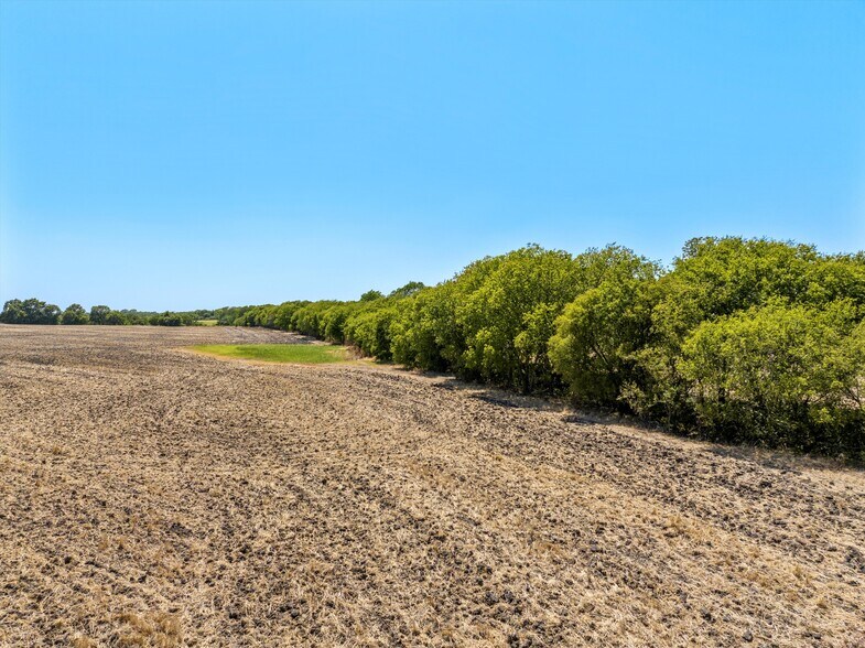 TBD +/- 12.5 Acres T M West Parkway West TX 76691, West, TX à vendre - Photo de l’immeuble – Image 3 sur 9