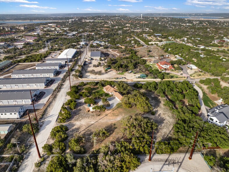 1001 O Reilly Ct, Austin, TX à vendre - Photo principale – Image 2 sur 53
