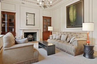 4 Curzon Sq, Londres à louer Photo intérieure– Image 2 sur 20