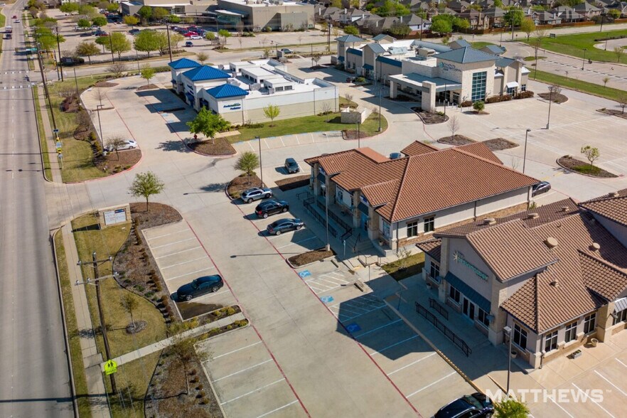 9816 N Beach St, Fort Worth, TX à vendre - Photo de l’immeuble – Image 2 sur 3