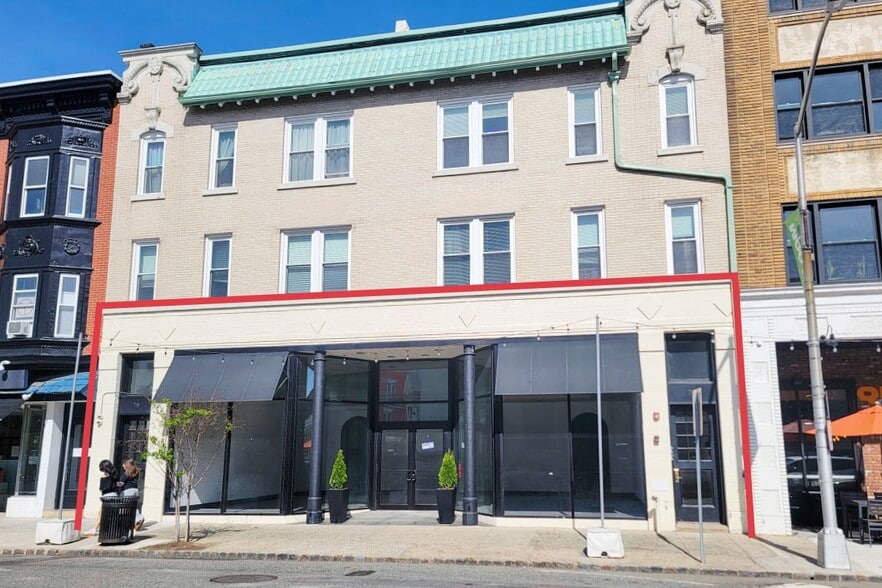 74-76 Elm St, Westfield, NJ à louer - Photo de l’immeuble – Image 1 sur 3
