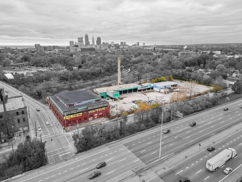 Cleveland Area Portfolio of 6 portefeuille de 6 biens à vendre sur LoopNet.fr - Photo de l’immeuble – Image 2 sur 7