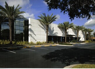 Plus de détails pour 3504 Cragmont Dr, Tampa, FL - Bureau à louer
