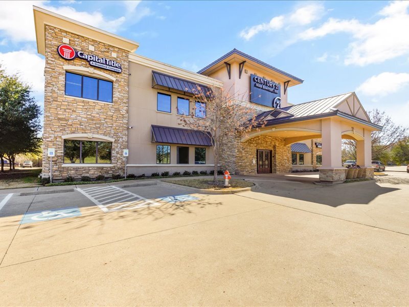 4101 William D Tate Ave, Grapevine, TX à louer Photo de l’immeuble– Image 1 sur 17