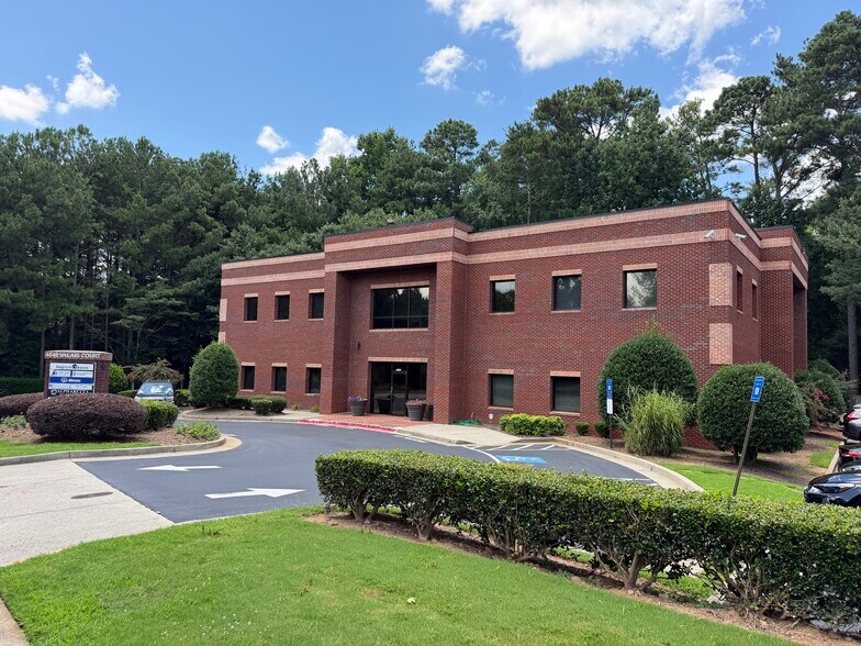 4640 Valais Ct, Johns Creek, GA à louer - Photo de l’immeuble – Image 1 sur 15
