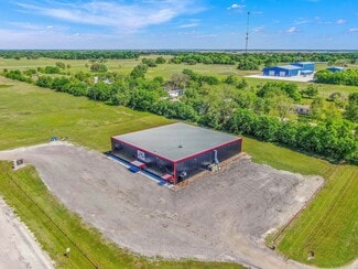Plus de détails pour 9489 Slovacek rd, Snook, TX - Spécialisé à vendre
