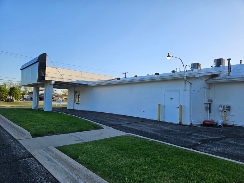 6270 State St, Saginaw, MI à louer - Photo de l’immeuble – Image 3 sur 7