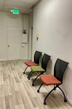 210 W Greens Rd, Houston, TX à louer Photo intérieure– Image 1 sur 4