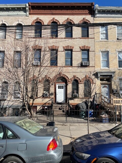 109 Saint Nicholas Ave, Brooklyn, NY à vendre Photo principale– Image 1 sur 14