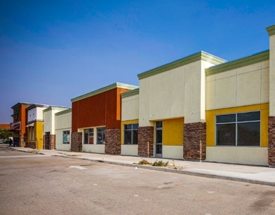 2160 N Garey Ave, Pomona, CA à louer - Photo principale – Image 2 sur 3