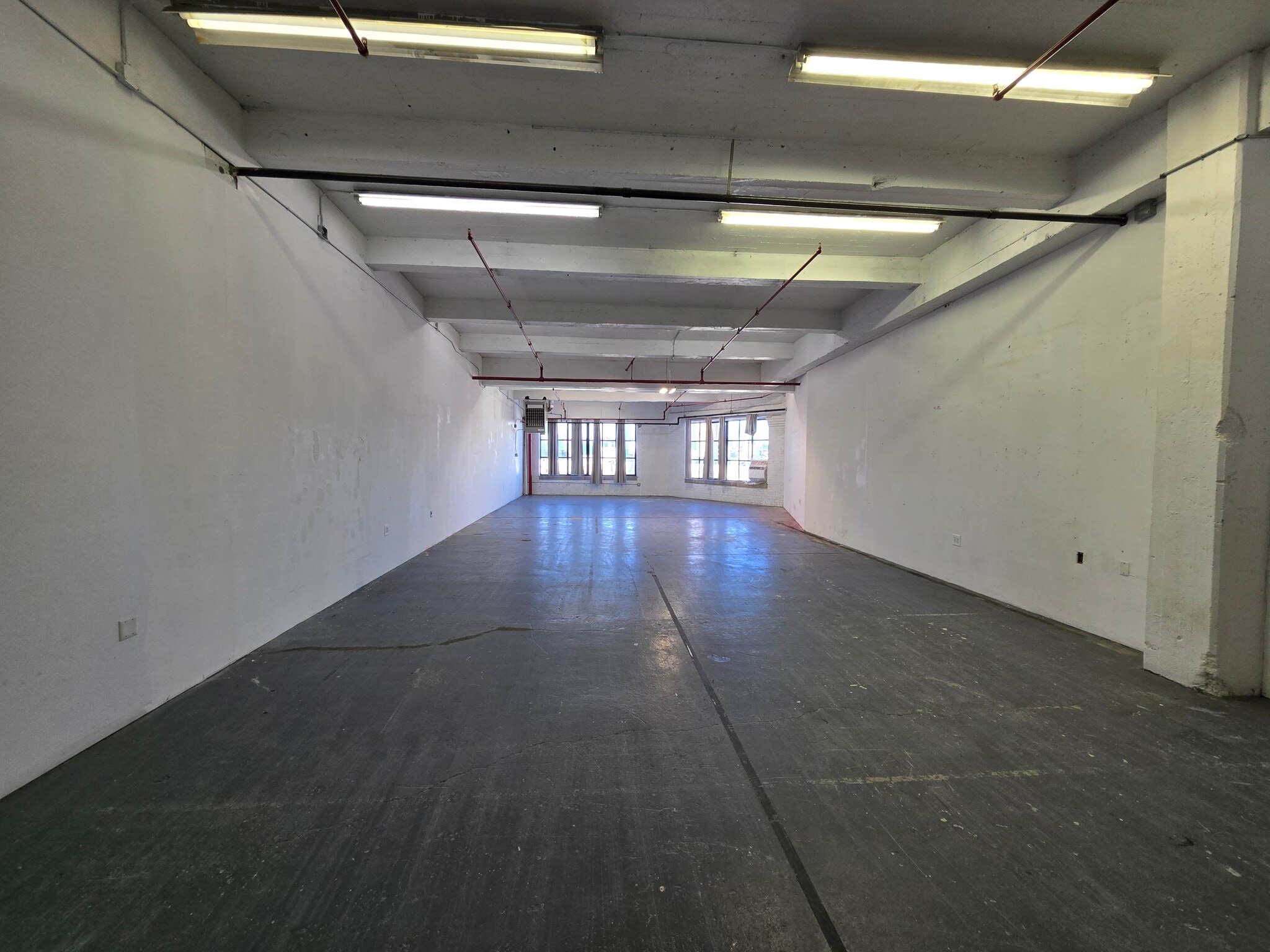 63 Woodward Ave, Ridgewood, NY à louer Photo intérieure– Image 1 sur 13