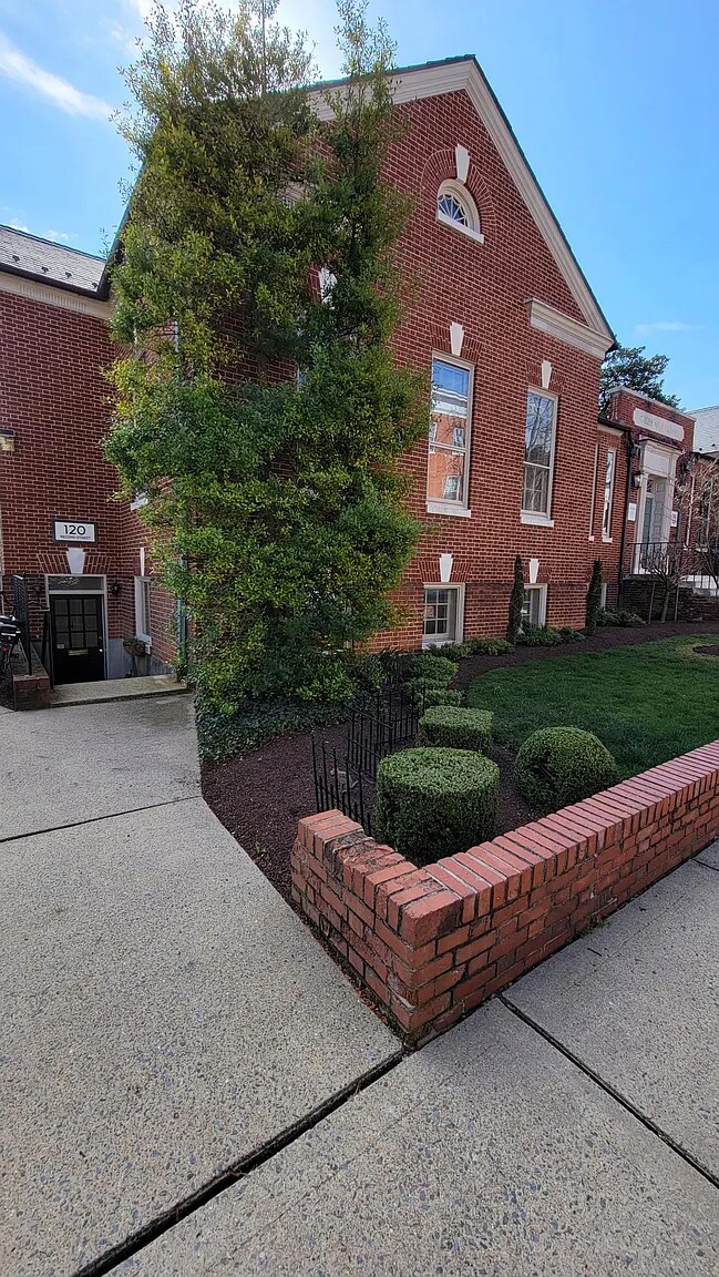 116-120 Record St, Frederick, MD à louer Photo principale– Image 1 sur 26