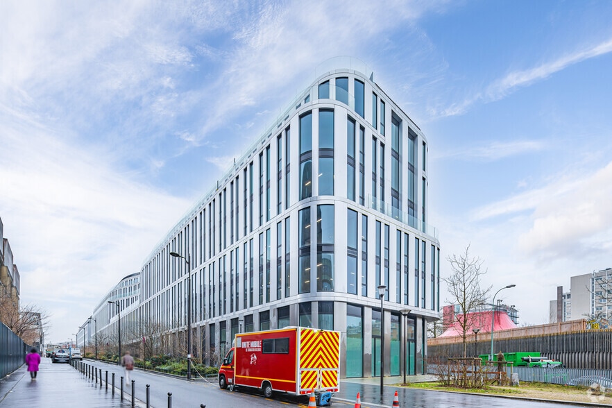 51 Rue Paul Meurice, Paris à louer - Photo de l’immeuble – Image 2 sur 2