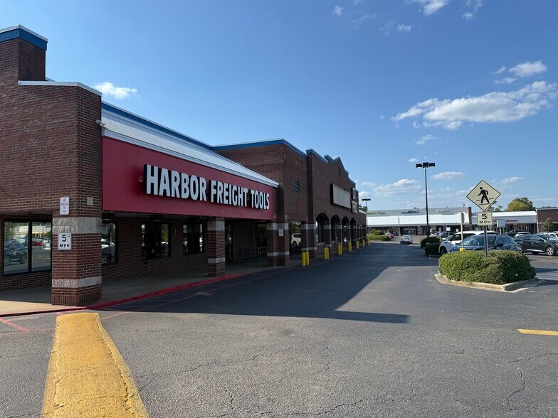 9118-9174 Parkway E, Birmingham, AL à louer - Photo de l’immeuble – Image 3 sur 8