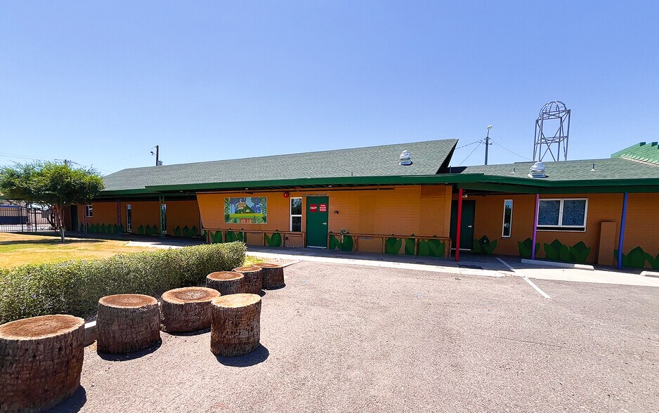 1034 N 24th St, Phoenix, AZ à louer - Photo de l’immeuble – Image 2 sur 14