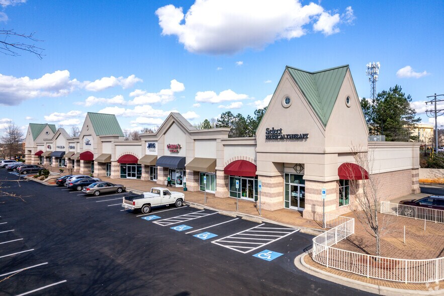 739 Galleria Blvd, Rock Hill, SC à louer - Photo de l’immeuble – Image 3 sur 12