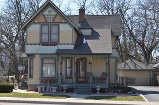 Plus de détails pour 22 High Rd, Cary, IL - Bureau à vendre