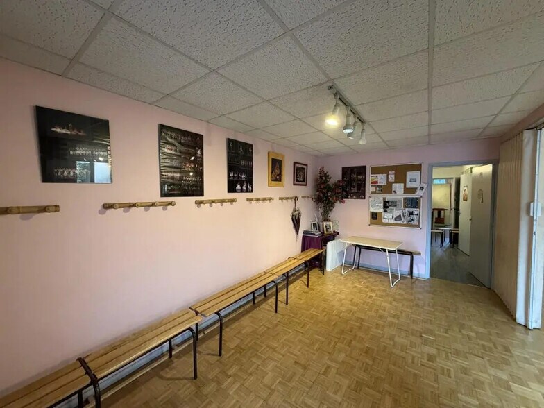 Local commercial dans Chartres à vendre - Photo intérieure – Image 2 sur 14