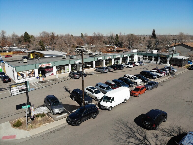 1950 S Holly St, Denver, CO à louer - Photo de l’immeuble – Image 2 sur 9