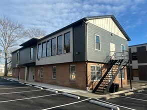 510 S Burnt Mill Rd, Voorhees, NJ à louer Photo intérieure– Image 1 sur 1