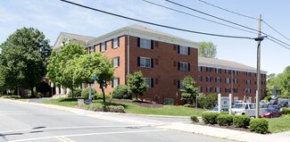 Plus de détails pour 701 E High St, Charlottesville, VA - Bureau/Médical à louer