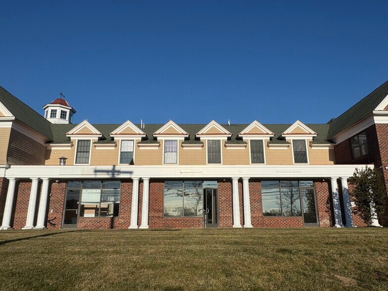 422 US Highway 22 W, White House Station, NJ à louer - Photo de l’immeuble – Image 2 sur 20