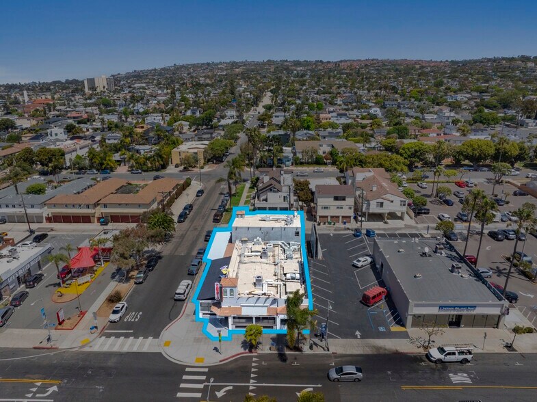 1200 Garnet Ave, San Diego, CA à vendre - Photo de l’immeuble – Image 2 sur 12