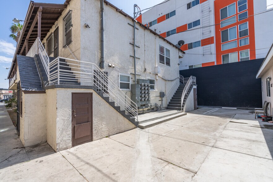 6519 Crenshaw Blvd, Los Angeles, CA à vendre - Photo de l’immeuble – Image 3 sur 30