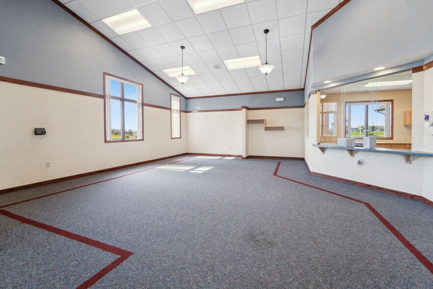 790 Eastgate Dr, Ripon, WI à vendre - Photo de l’immeuble – Image 3 sur 41