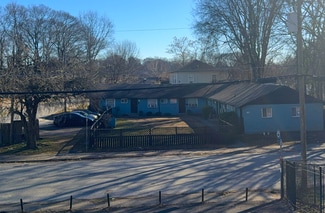 Plus de détails pour 690 Cameron M Alexander Blvd NW, Atlanta, GA - Logement à vendre
