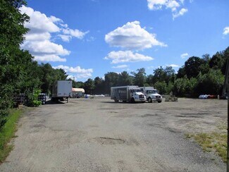 Plus de détails pour 46 Depot St, Uxbridge, MA - Terrain à vendre