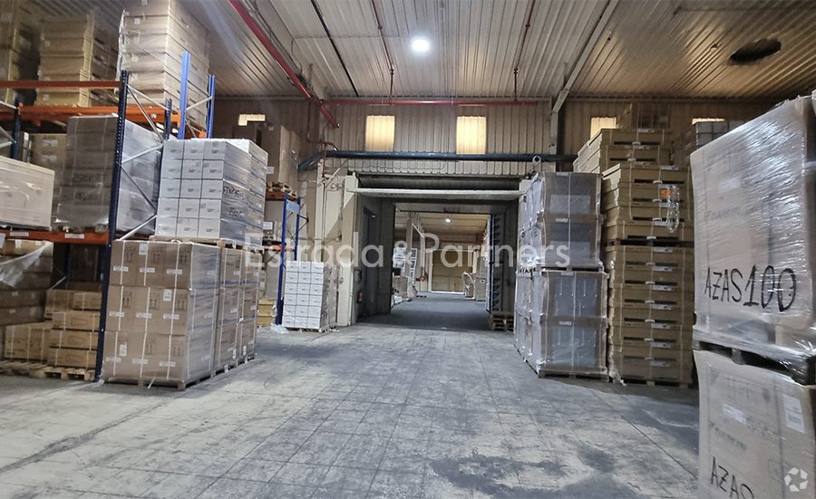 Industriel/Logistique dans Getafe, Madrid à louer - Photo de l’immeuble – Image 3 sur 7