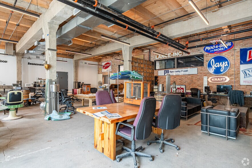 4130-4150 S Wabash Ave, Chicago, IL à vendre - Hall d’entrée – Image 3 sur 21
