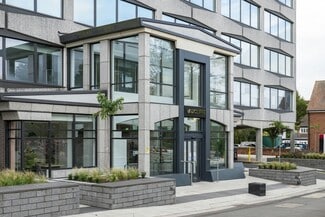 Plus de détails pour Blenheim Ct, Solihull - Bureau à louer