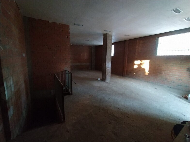 Local commercial dans Cáceres à vendre - Photo de l’immeuble – Image 2 sur 5