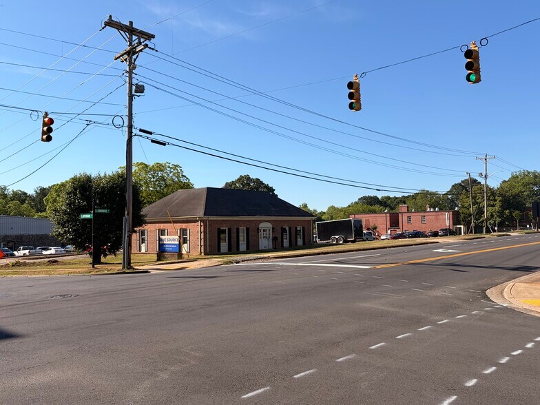 107 Congress St S, York, SC à vendre - Photo de l’immeuble – Image 2 sur 7