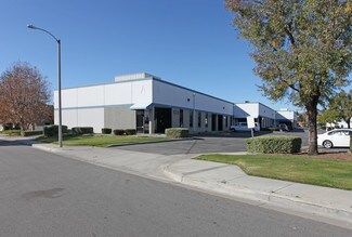 Plus de détails pour 20440-20470 Carrey Rd, Walnut, CA - Industriel/Logistique à louer