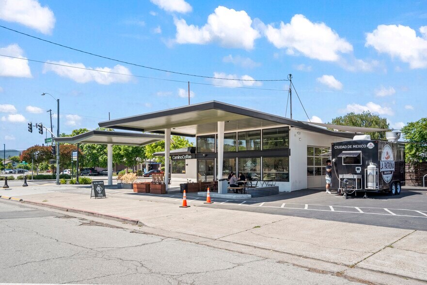 7300 Monterey St, Gilroy, CA à vendre - Photo de l’immeuble – Image 2 sur 17