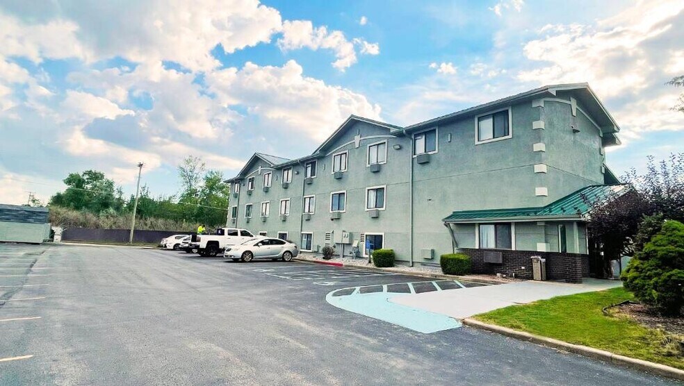 522 E Coliseum Blvd, Fort Wayne, IN à vendre - Photo principale – Image 1 sur 15