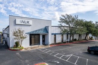 Plus de détails pour 1700 Royston Ln, Round Rock, TX - Local d'activités à louer