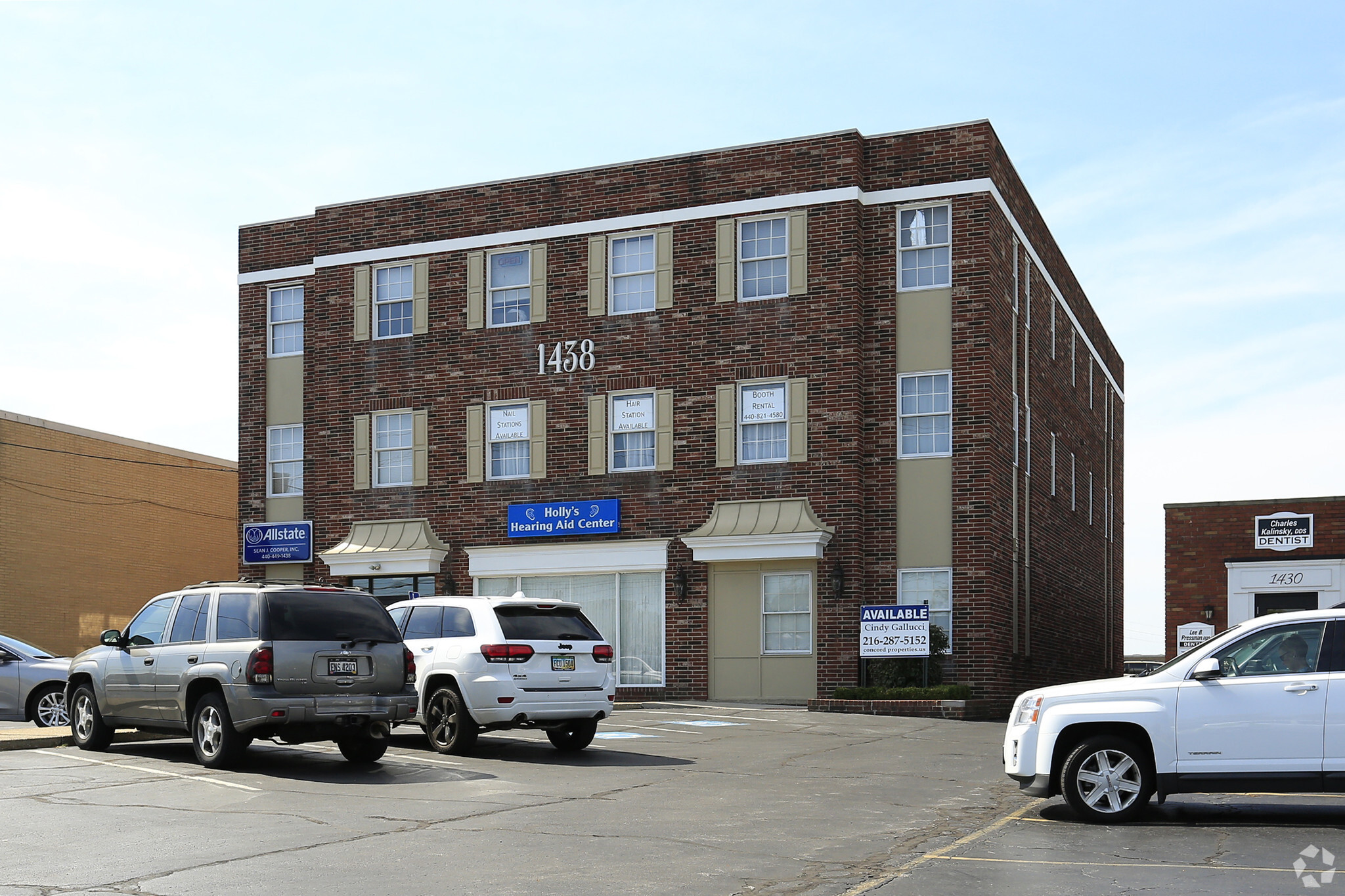 1438 Som Center Rd, Cleveland, OH à louer Photo principale– Image 1 sur 15