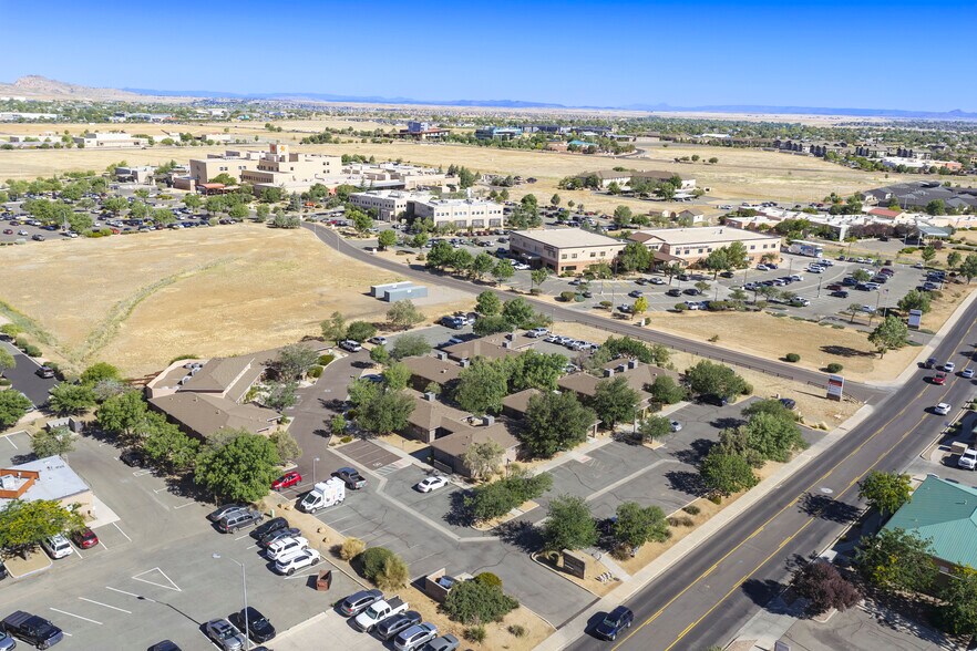 3188B- 3194A, Prescott Valley, AZ à louer - Photo de l’immeuble – Image 3 sur 50