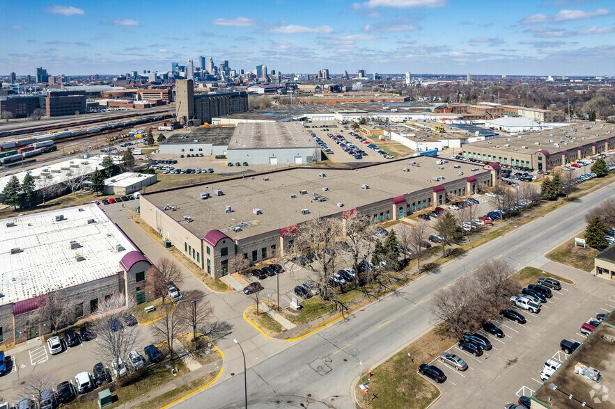723-739 Kasota Ave SE, Minneapolis, MN à louer - Photo de l’immeuble – Image 1 sur 9