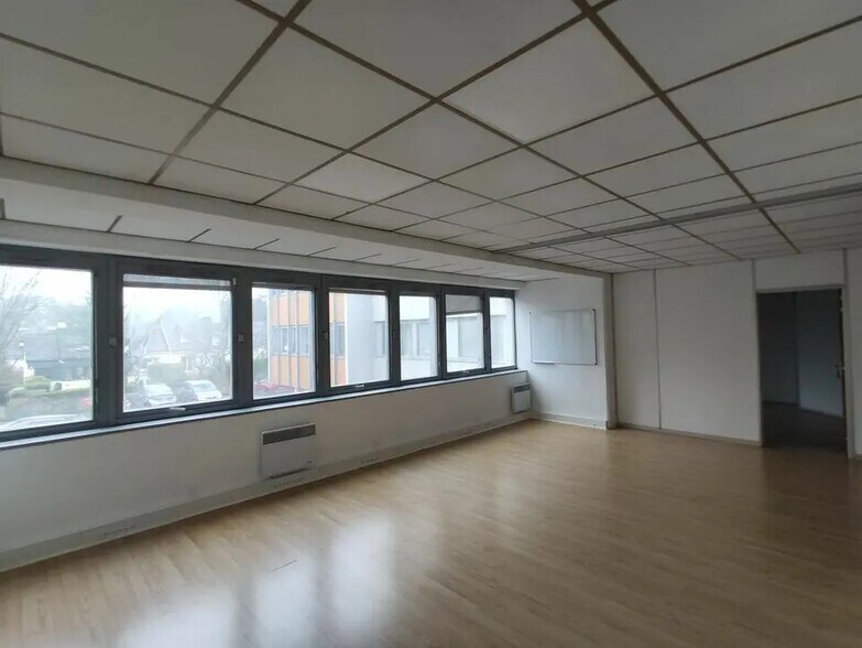Bureau dans Rennes à louer - Photo de l’immeuble – Image 3 sur 3