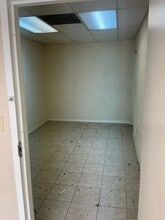 202 N Loop 1604 W, San Antonio, TX à louer Photo intérieure– Image 2 sur 6