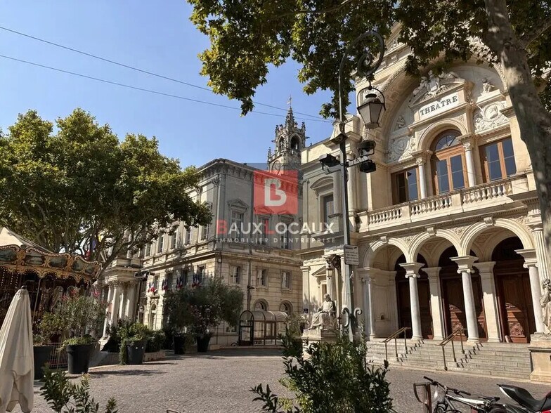 Local commercial dans Avignon à louer - Photo de l’immeuble – Image 3 sur 5