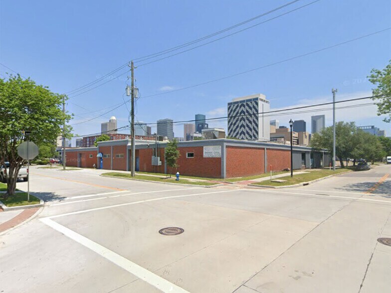 1618 Webster St, Houston, TX à louer - Photo de l’immeuble – Image 2 sur 21